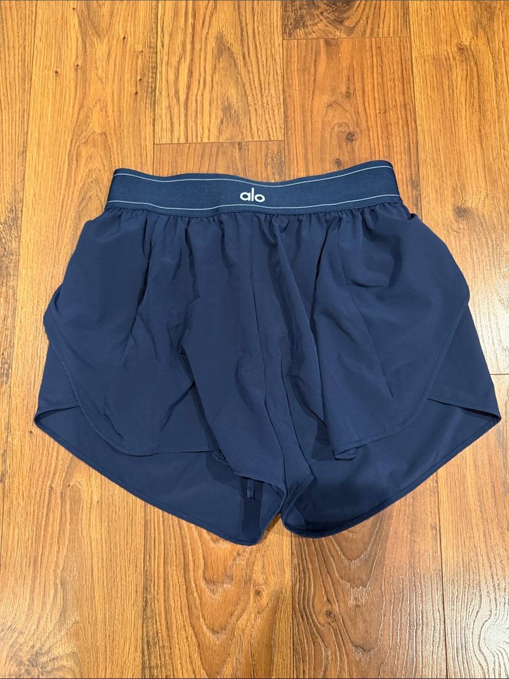 ALO Match Point Short - Navy Size M - Picture 2 of 4